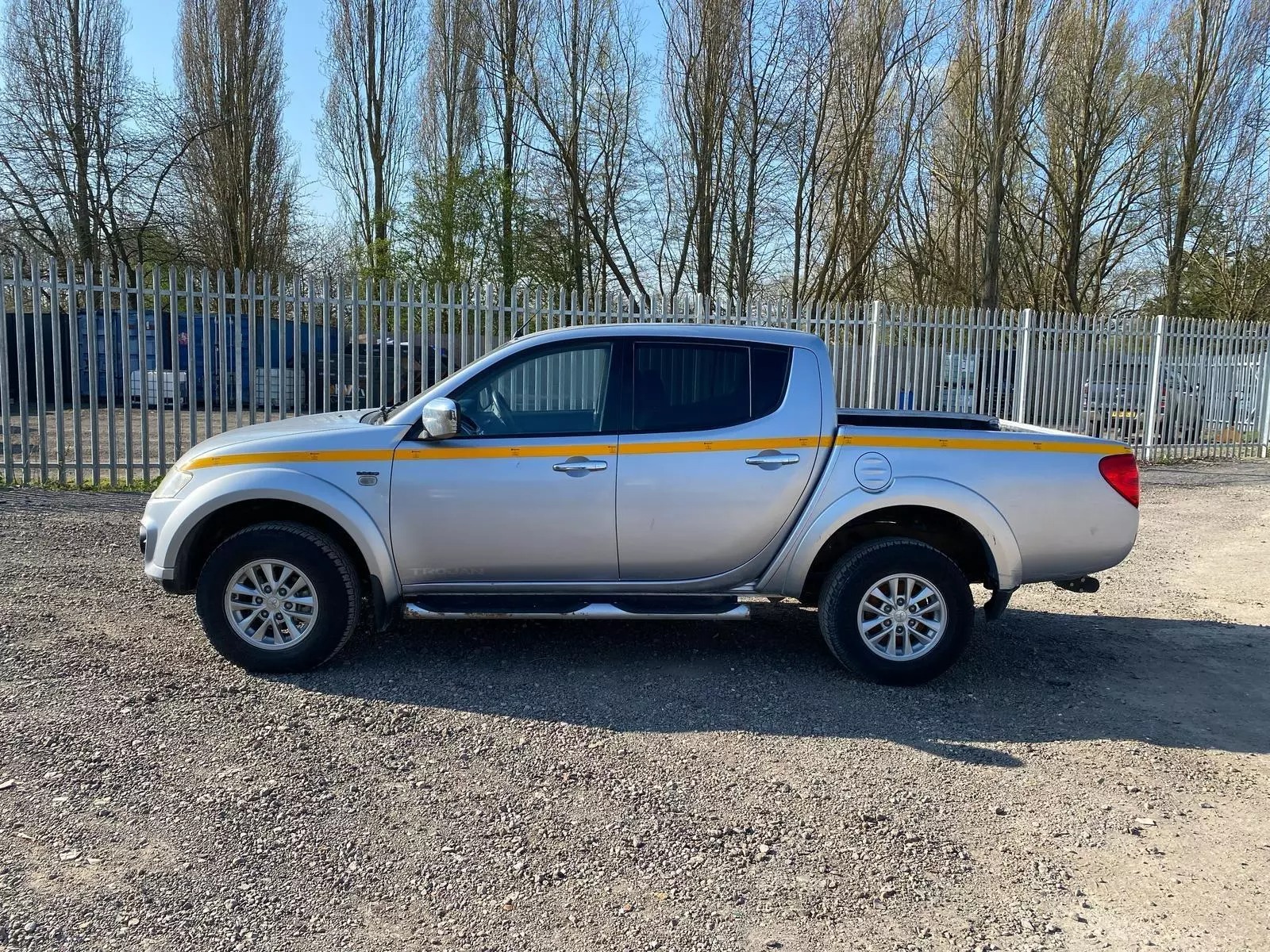 Mitsubishi L200 2014 Дизель 2.5L